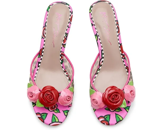 Босоножки Lambert от Blue by Betsey Johnson с каблуком