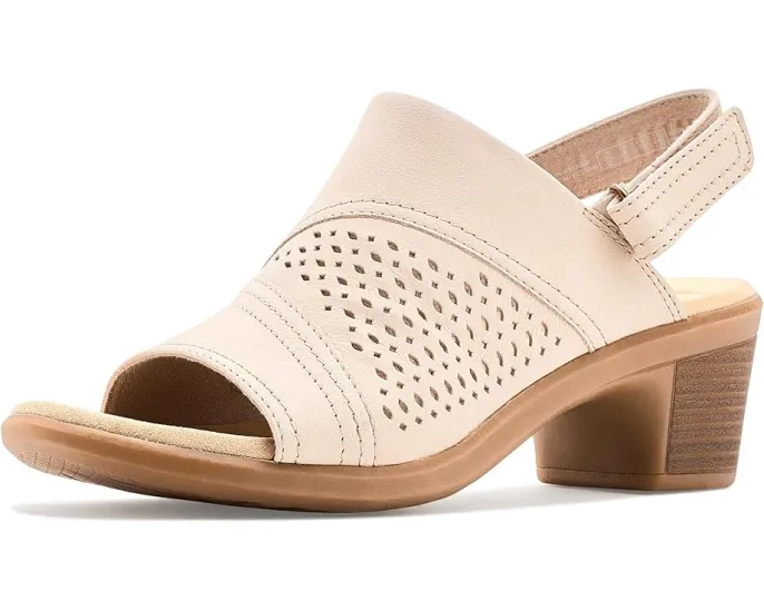 Босоножки на устойчивом каблуке Clarks Emily 2 Mist с регулируемой застежкой