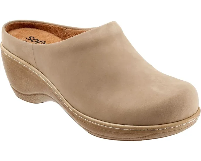 Кожаные клоги SoftWalk Madison с противоскользящей подошвой и съемной стелькой