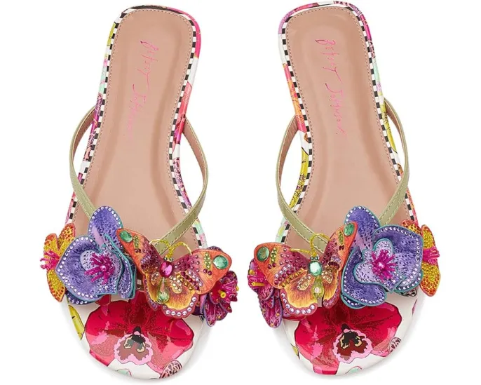 Шлепанцы Nicolle с цветочным принтом и квадратным мысом от Blue by Betsey Johnson