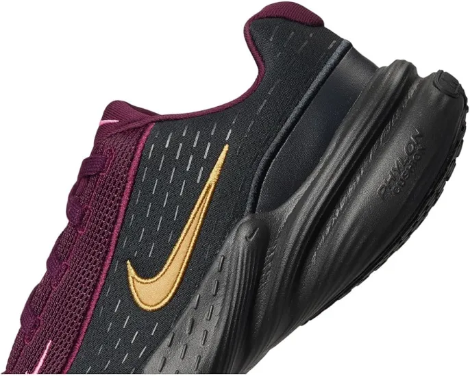 Повседневные кроссовки Nike Uplift SC с дышащим верхом