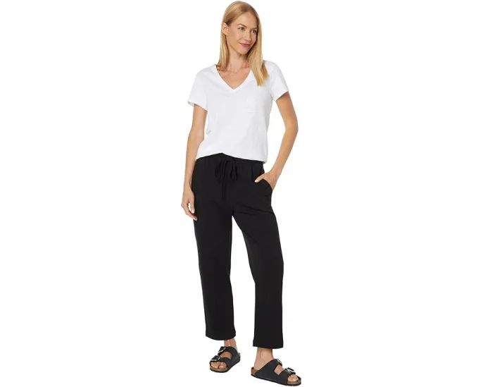 V-Neck Short Sleeve Back Seam Tee