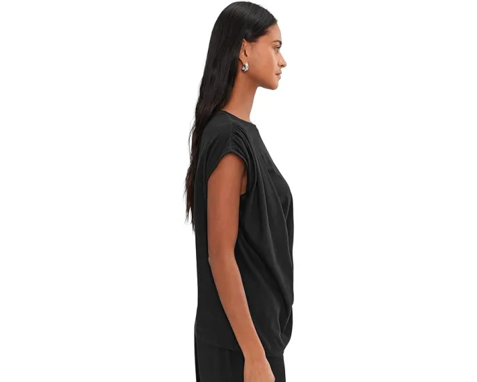 Топ Vince Relaxed Short Sleeve Drape Top с драпировкой на плече