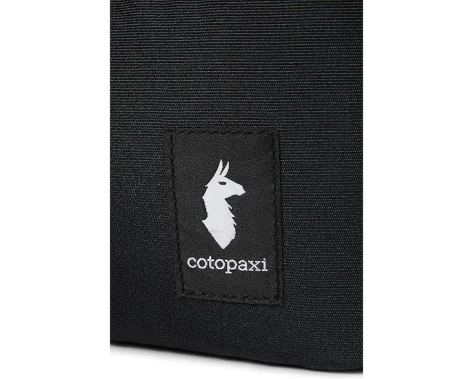 Дорожная косметичка Cotopaxi Viaje с множеством карманов