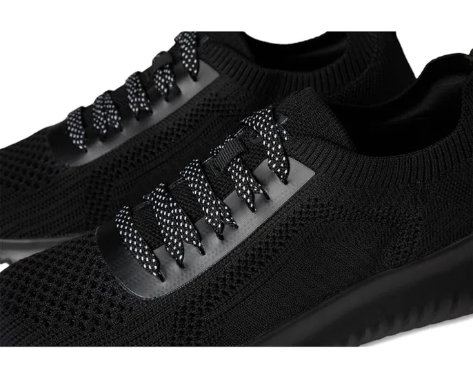 Кроссовки Brena на шнурках с трикотажным верхом и круглым носком