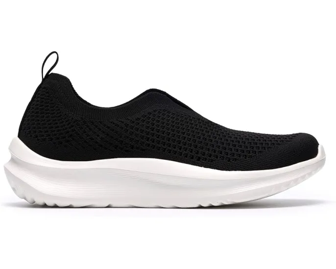 Слипоны Solevana Knit от Clarks из плетеных волокон с охлаждающей подкладкой