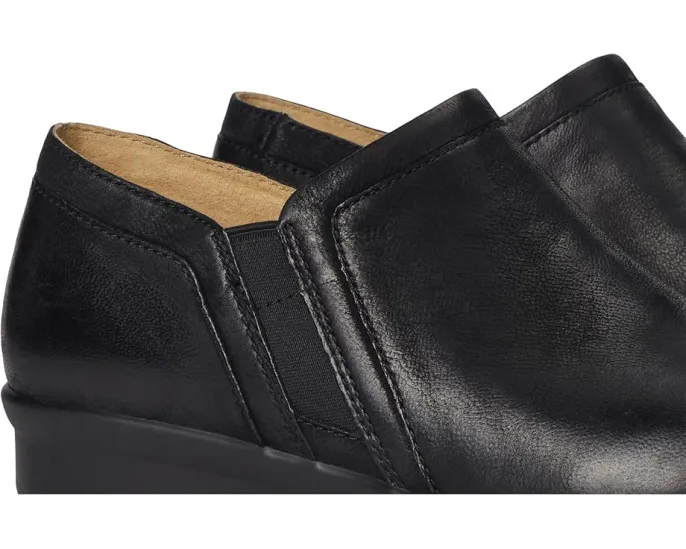 Туфли Cheryl с круглым носком и съемной стелькой для поддержки свода стопы Dansko