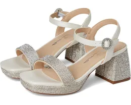 Детские босоножки Nina Kids Marysol на каблуке со стразами