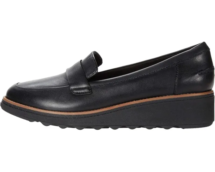 Кроссовки Sharon Gracie от Clarks с кожаным верхом и технологией OrthoLite