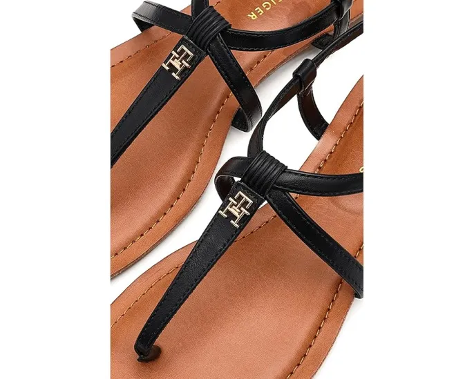 Босоножки Tommy Hilfiger Lohian с регулируемым ремешком на щиколотке