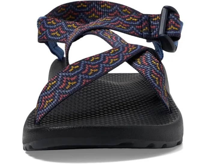 Сандалии Chaco Z1 Classic с регулируемыми ремешками и водонепроницаемым дизайном