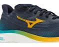 Mizuno Wave Sky 9 с технологией Foam Wave и Smooth Stretch Woven
