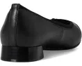 Балетки Natalyn Dusk от Clarks с заостренным носком и пряжкой