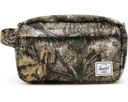 Дорожная косметичка Herschel Chapter с камуфляжем Realtree
