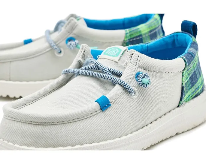 Детские слипоны Hey Dude Kids Wally Funk Prep Plaid с клетчатым верхом и мягкой стелькой