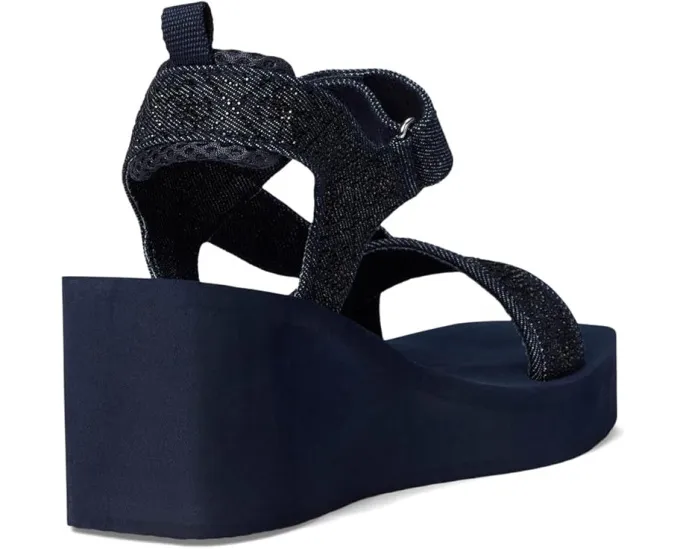 Сандалии GUESS Dawsin на платформе с застежкой на липучке