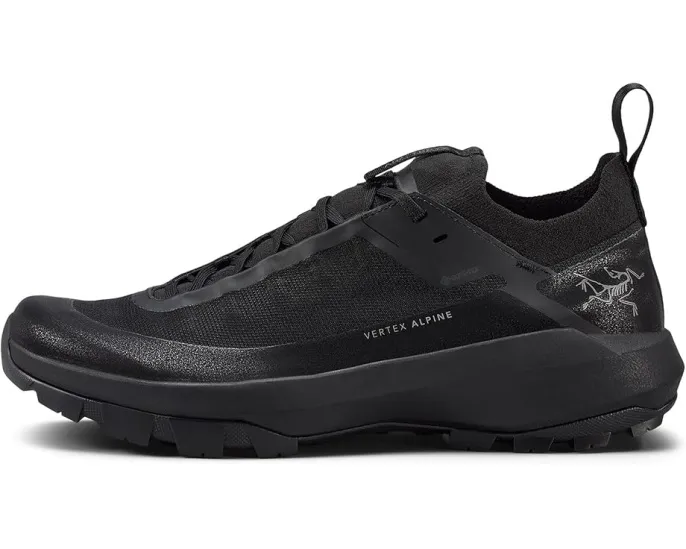 Треккинговые ботинки Arc'teryx Kragg с мембраной GORE-TEX и подошвой Vibram