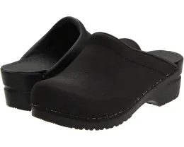 Клоги Sonja Oil от Sanita с анатомической стелькой и устойчивой подошвой