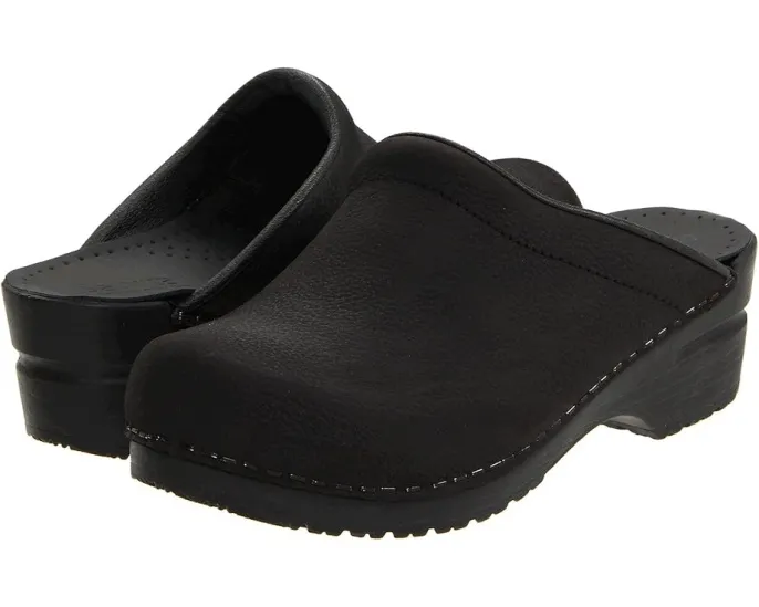 Клоги Sonja Oil от Sanita с анатомической стелькой и устойчивой подошвой