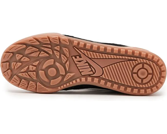 Nike Terra Manta Suede с замшевым верхом и высоким сцеплением