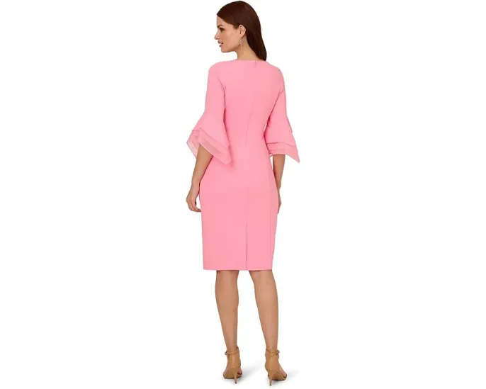 Платье миди с ярусными рукавами и бантом из трикотажного крепа Adrianna Papell