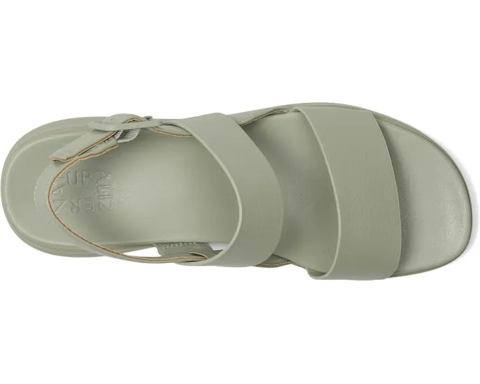 Сандалии Naturalizer Coast на платформе с ремешком через пятку и технологией Contour+ Comfort