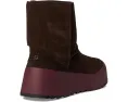 Ботинки UGG Classic Streetscape с водонепроницаемой замшей и подкладкой UGGplush