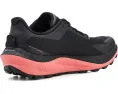 Трейловые кроссовки Topo Athletic MTN Racer 4 с системой гетр и подошвой Vibram Megagrip