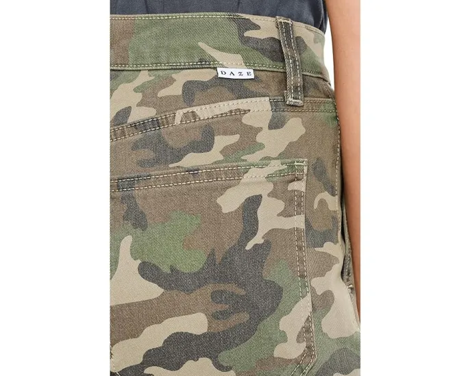 Джинсы DAZE Far Out Patchpocket свободные с высокой посадкой