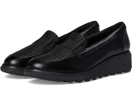 Лоферы Clarks Sharon Pace на платформе с подошвой EVA и стелькой Ortholite