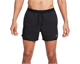 Беговые шорты Nike Dri-FIT Stride 2-в-1 5 дюймов (12.7 см) с защищенным карманом