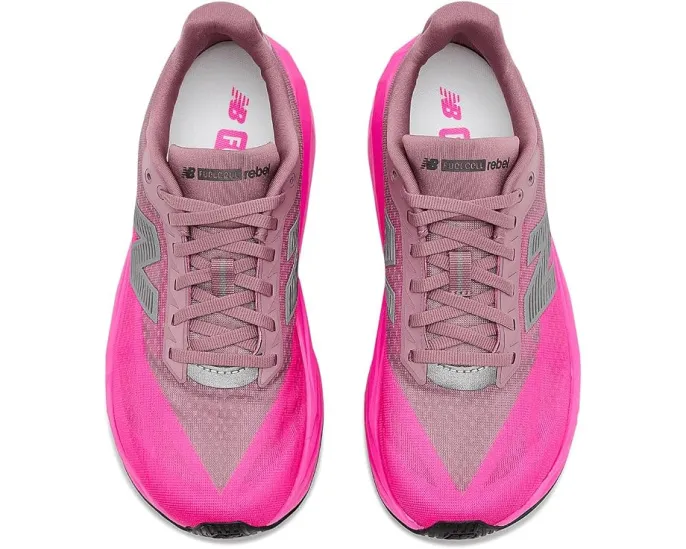 Тренировочные кроссовки New Balance FuelCell Rebel v5 с отзывчивой амортизацией