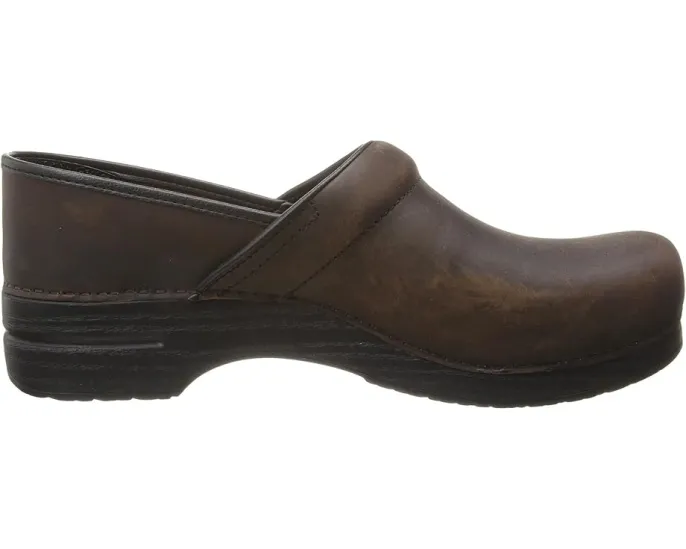 Классические клоги Dansko Professional с контурной стелькой и кожаным верхом