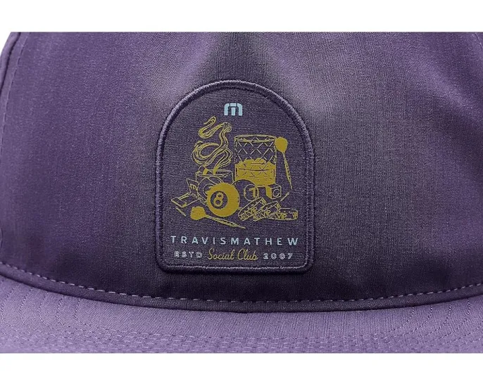 Кепка Social Hour от TravisMathew с плоским козырьком