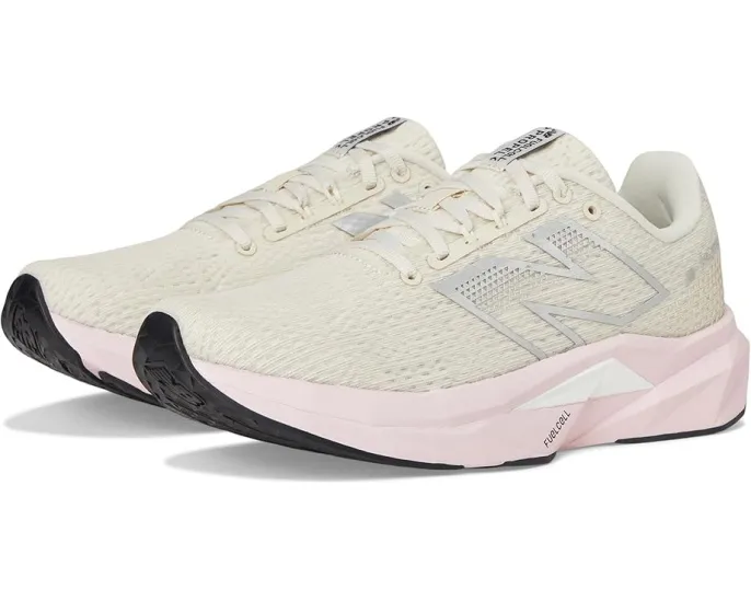 Повседневные тренировочные кроссовки New Balance FuelCell Propel v5 с TPU пластиной