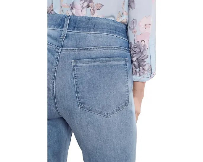 Джинсы Ami Skinny Ankle с разрезом по боку и поясом Waist-Match от NYDJ