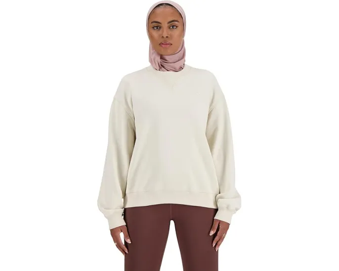 Футболка New Balance Athletics French Terry Crew с ребристыми манжетами