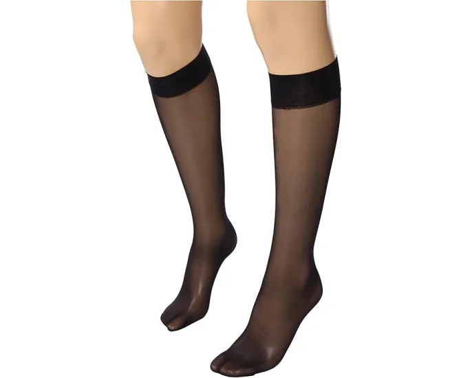 Гольфы Wolford Satin Touch 20 с широкой мягкой резинкой