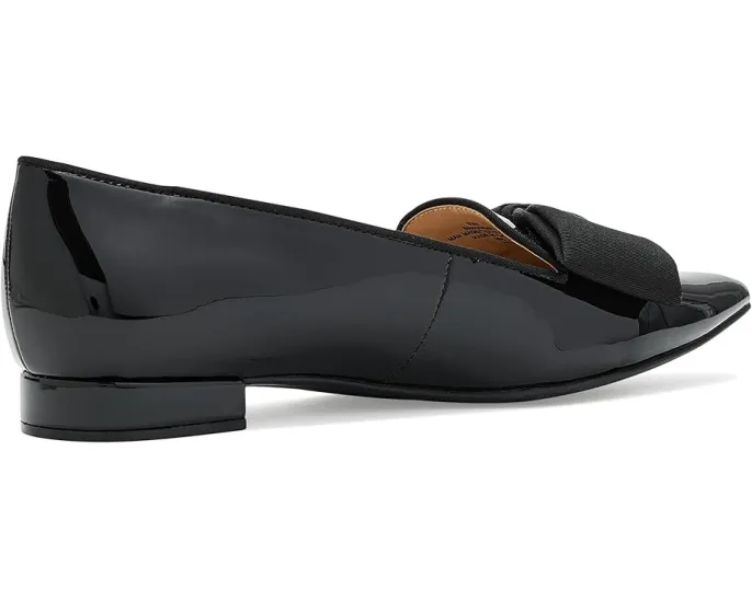 Лоферы Bandolino Auggie с острым носком и бантом на подошве из резины