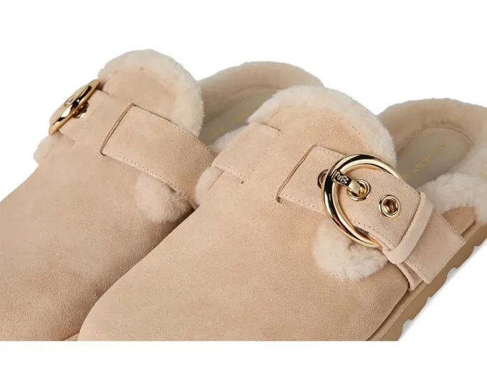 Stuart Weitzman Мюли Chrystie из овчины с большой пряжкой