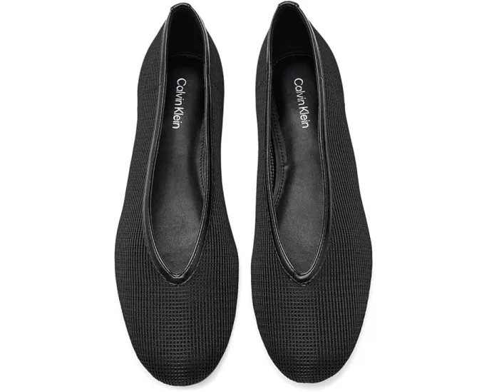 Туфли-лодочки Calvin Klein Zinya с круглым носком и удобной стелькой