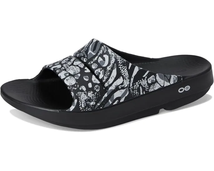 Сланцы OOFOS Ooahh Limited с печатным верхом из пены и технологией восстановления