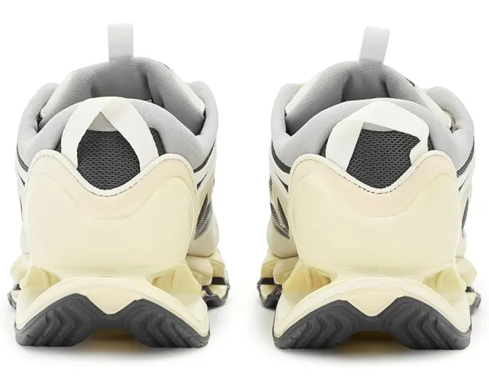 Кроссовки Mizuno Wave Prophecy Beta 2 с технологией Infinity Wave