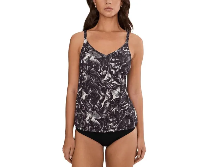 Танкини Nike Expressive Brushstrokes V-neck с устойчивой к хлору тканью и средней поддержкой