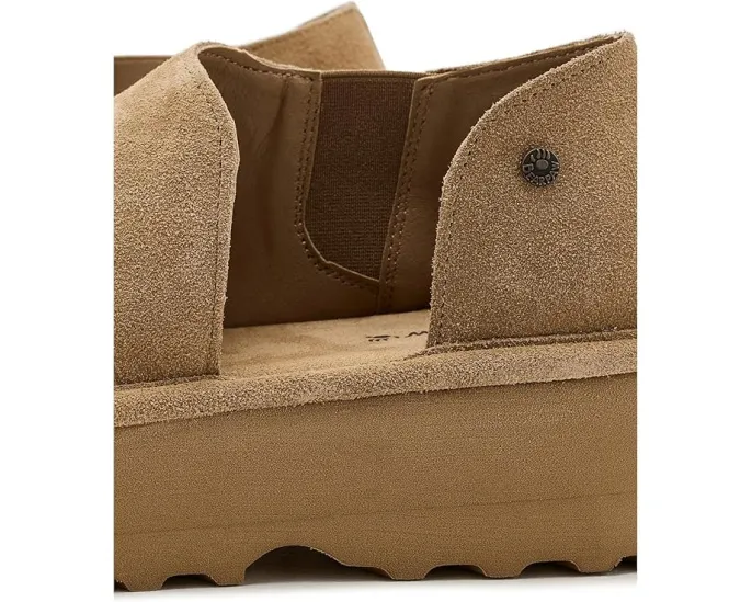 Бренд Bearpaw сандалии Sail на платформе с замшевым верхом