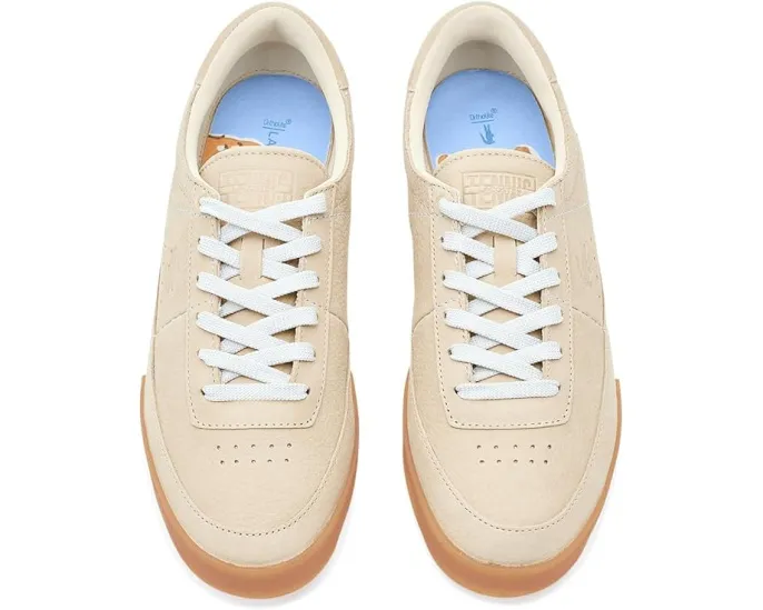 Кроссовки Lacoste Aura из кожи с перфорацией и резиновой подошвой