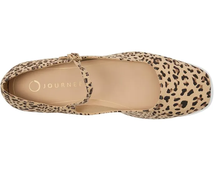 Балетки Journee Collection Carrie с ремешком и пряжкой из велюровой замши