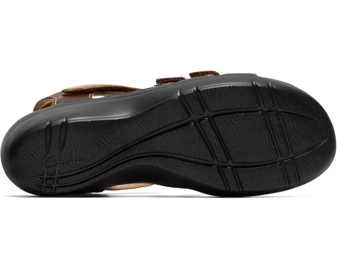 Сандалии Clarks Merliah 2 Ruby на танкетке с регулируемыми ремешками и мягкой стелькой