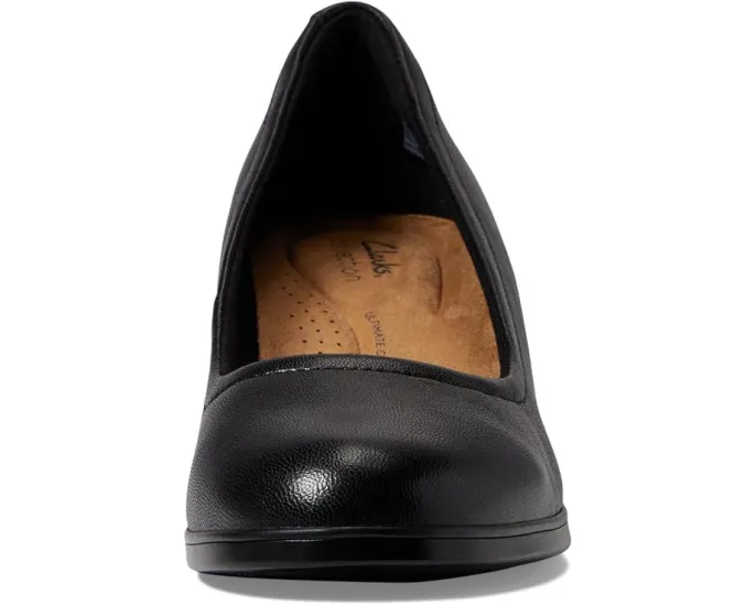 Туфли-лодочки Clarks Emily2 Ruby с миндалевидным носком и устойчивым каблуком