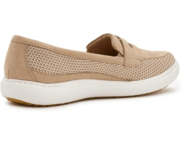Лоферы Clarks Nalle Glide из нубука с поддержкой стельки Contour Cushion